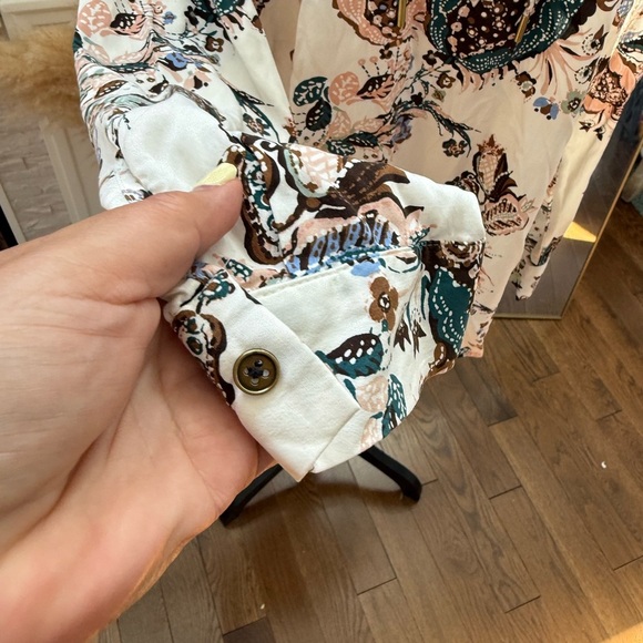 Chico's Multicolor Floral Lace-Up Blouse - Picture 4 of 7